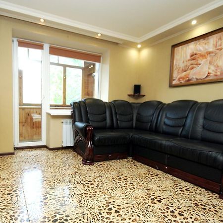 Pechersk Apartment In Kiev Center الغرفة الصورة